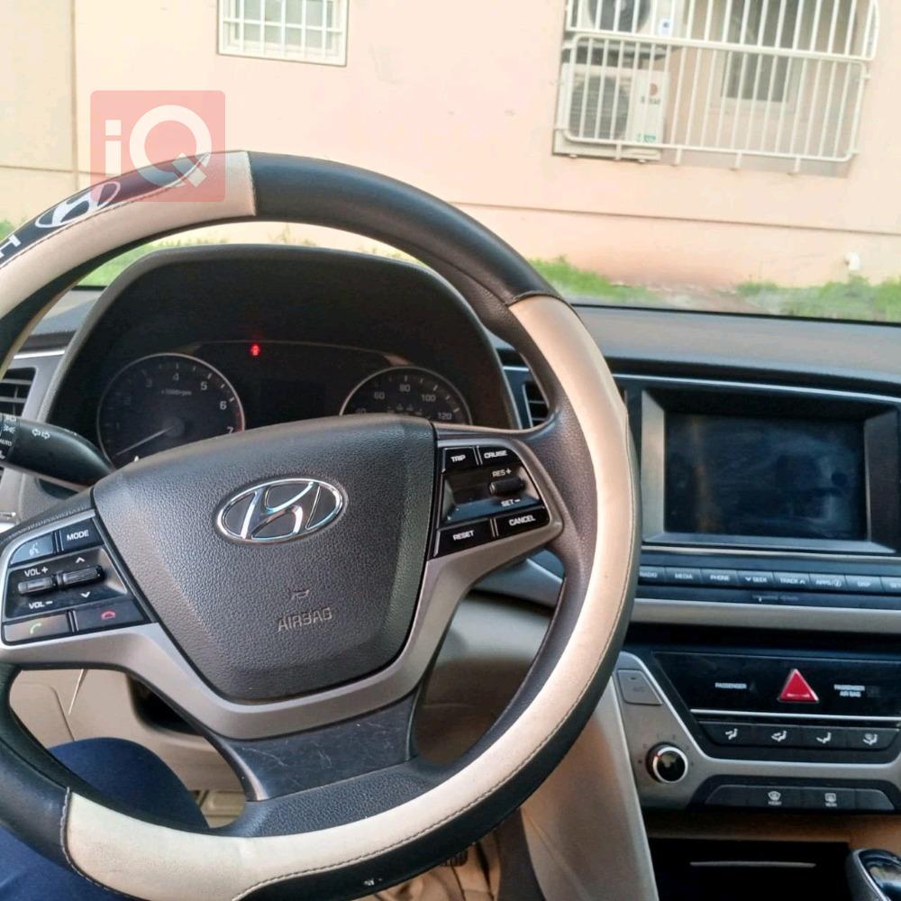 هيونداي النترا